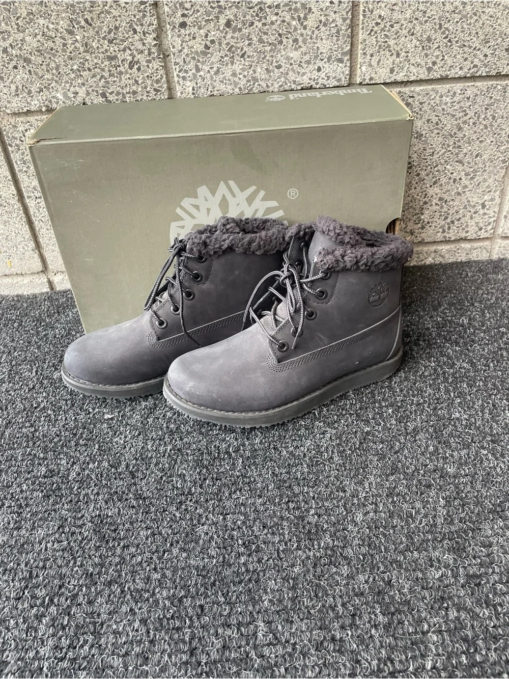 Timberland Boys Black Suede Faux-Fur Ankle Boots